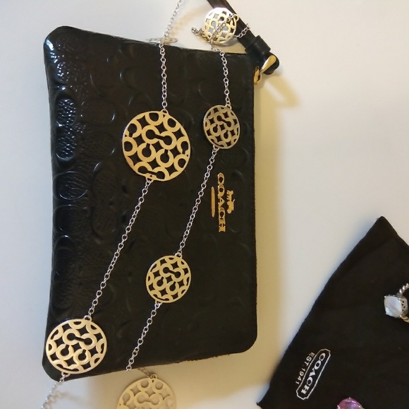 Coach wristlet - Picture 5 of 8